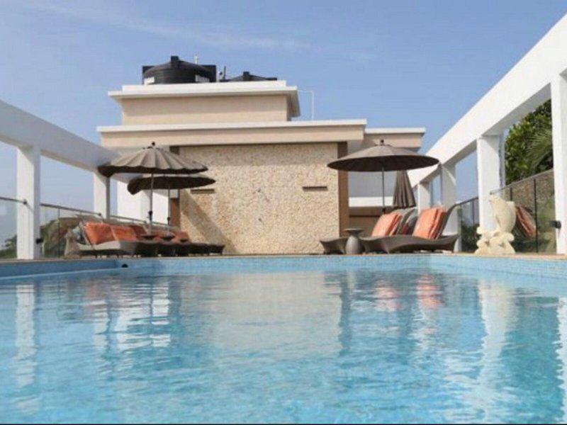 E40F4DE01560C1E3A936A86ABD7F5900