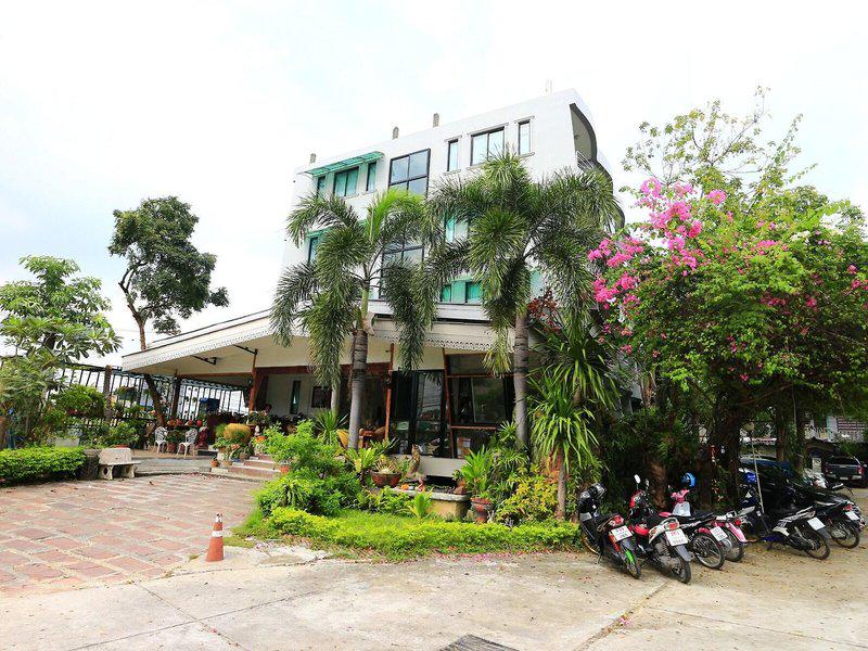 123EC44850B8445762B63A7DE97A1FD9