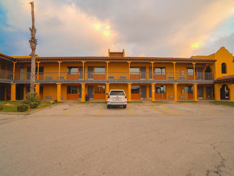 C57CC831F9E473DFB4B98E95A2AFE31D