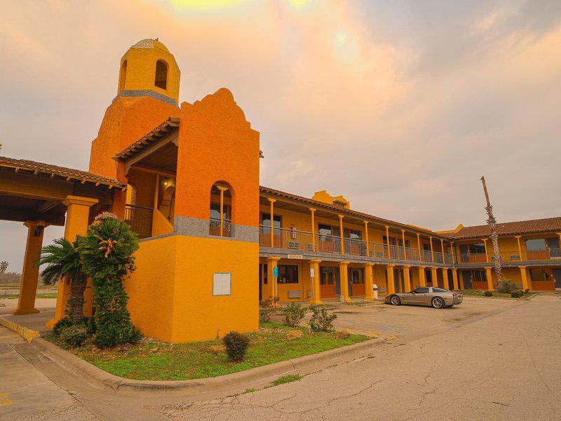 C0D49B055DB50BA654E7E73235177E8D