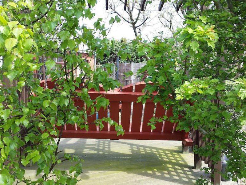 AF6B2AD9783DDAE89F91B1B1ECD8171E