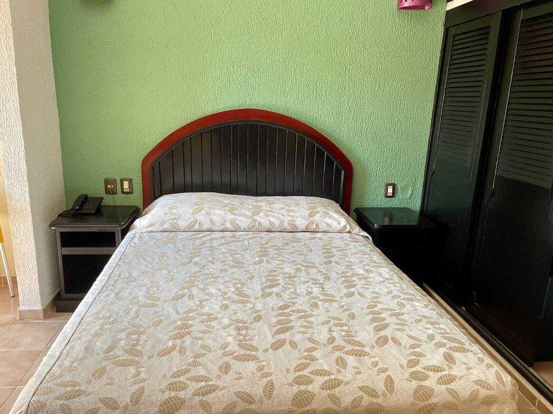 A7EF4B0D23FC675C9C3D3E3B4A666BB0