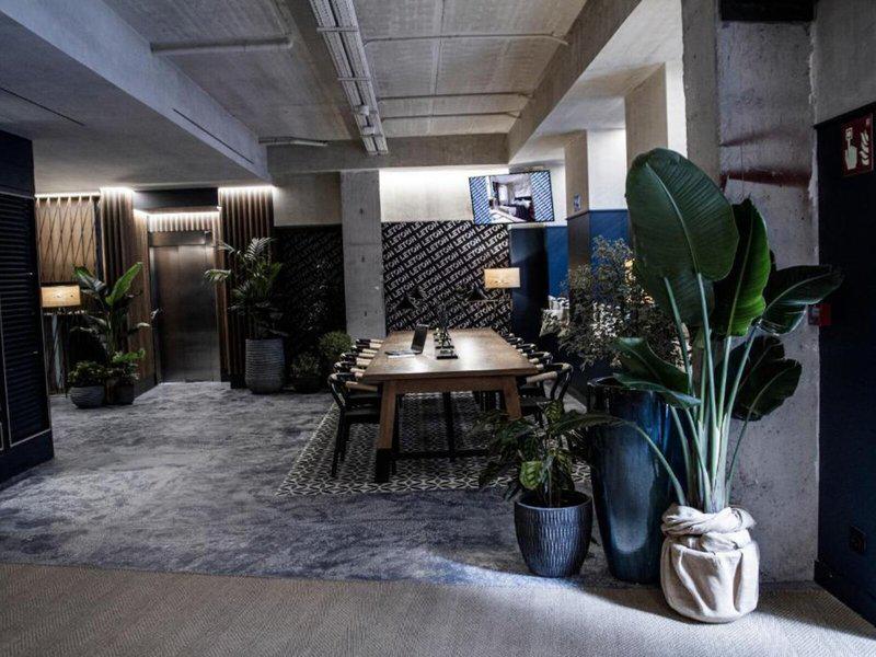 7582CAEC63344F1FE6B3B3648519D87E