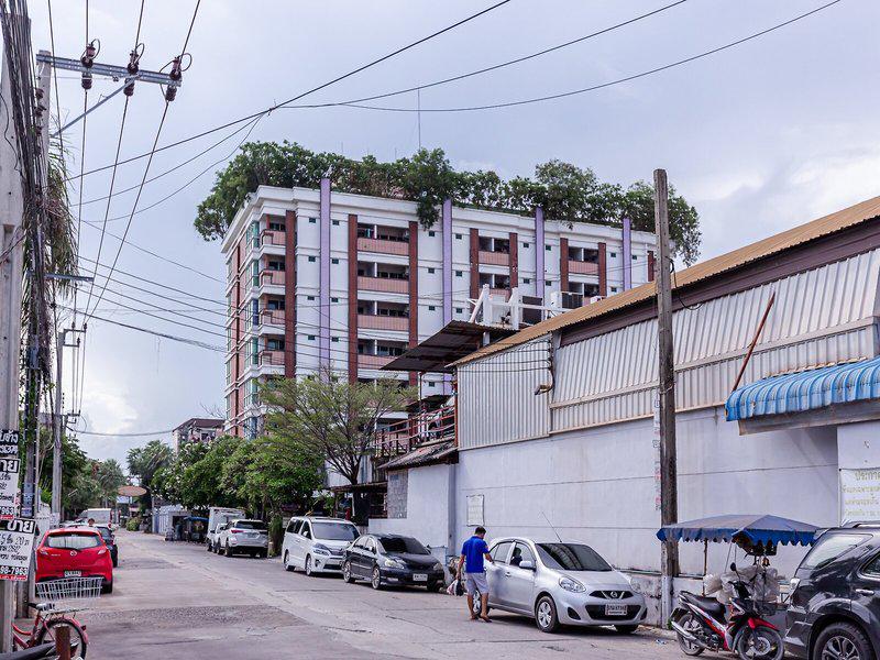 06BE889FF062C3672EC86C8ADF440D5F