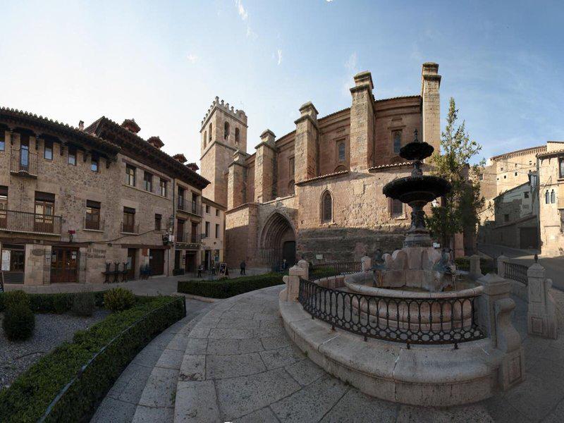 1983F2D01003C9E0C6FB1CA749DBE0A0