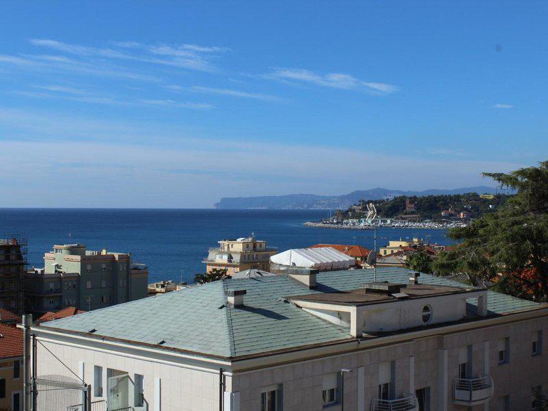 228E0B3A50F57F6FCBD3B219107D67D3