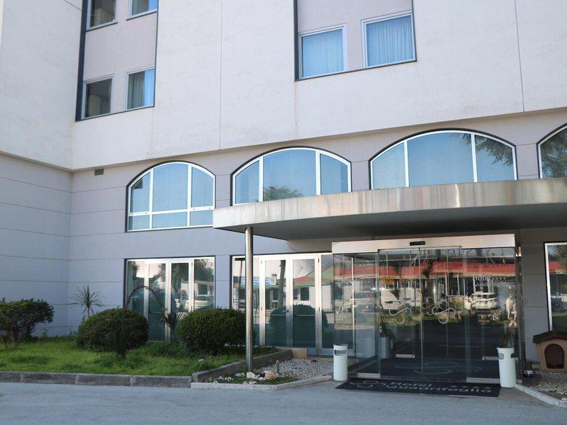 7CF152DF24349E90CD013DAB053C2D4B