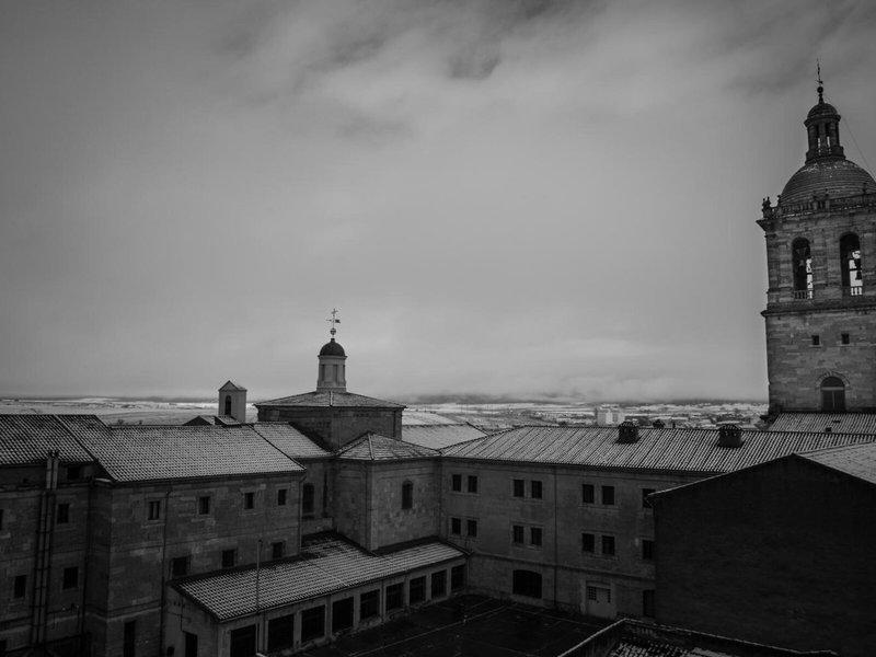 B4AAF61D62764F300A4897D11B5AF585