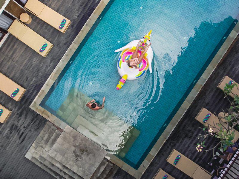 46E5E5E750B4339F2308E3B235E21334