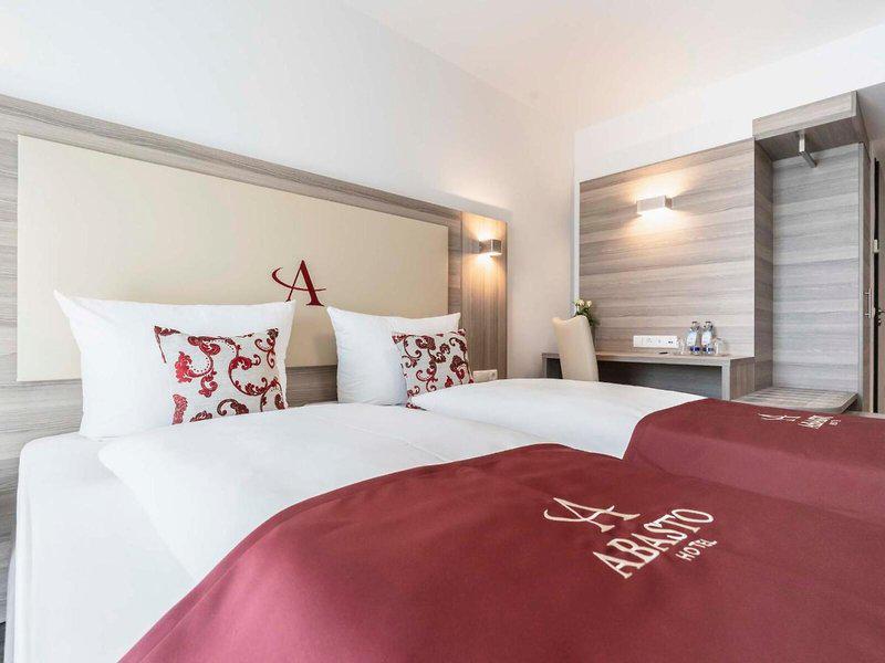 A40C39415876A870493857E283F51116