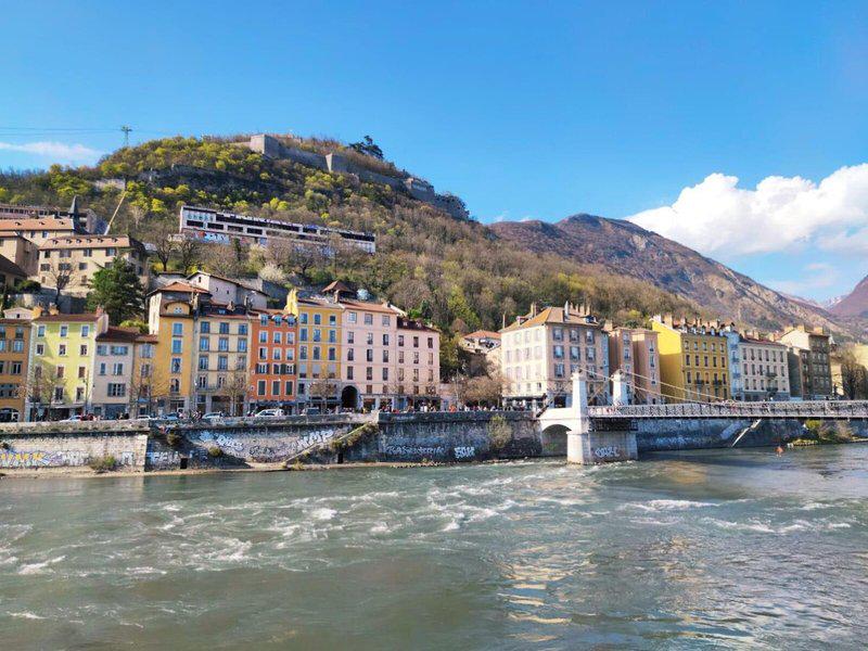 7CE3E8872D70CD410AF5714E4FACA7D5