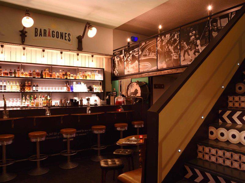 B5E44F827463E5F082A686A2AB8B6868