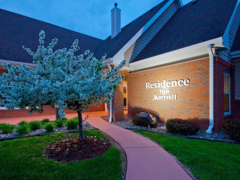 E084E2BF3B7D1E87B57FF30CB33F3ED0