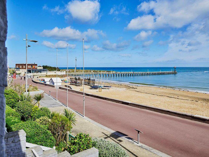 1F2F2467E0AF349B244ACD7CFA321F81