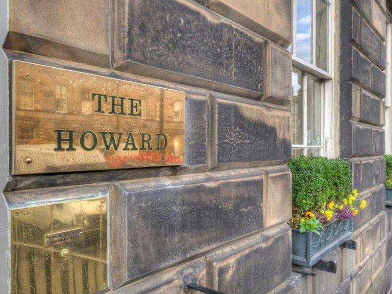 E16FCA6F6A308122206A73C34ABAD843