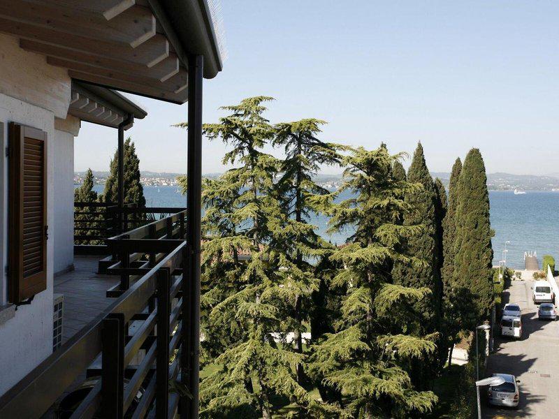 DD65C9E94355D54FFCF292835DC549A0