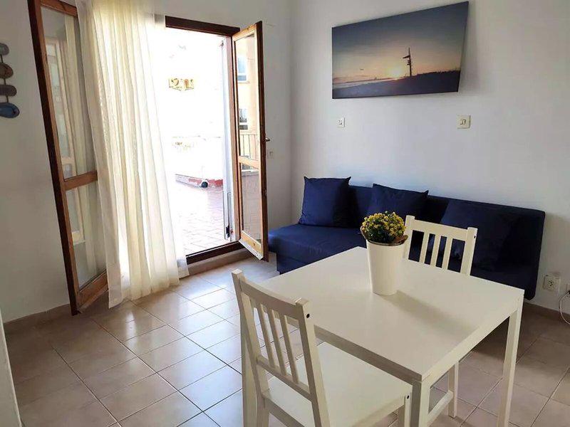 96A8D3195C485580906F900B68578C39