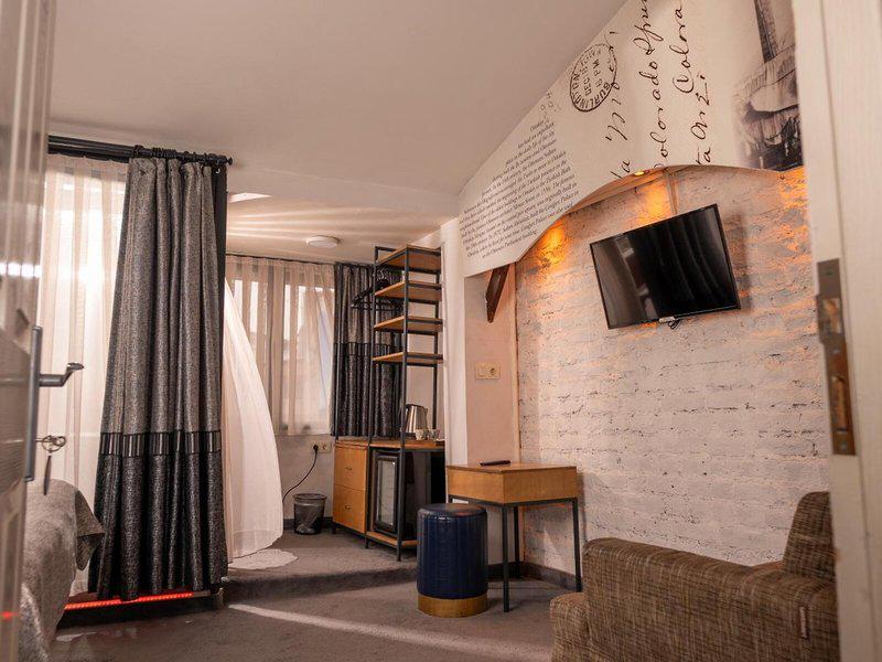 514DD2C07D96D928AD341F20A86CC21D