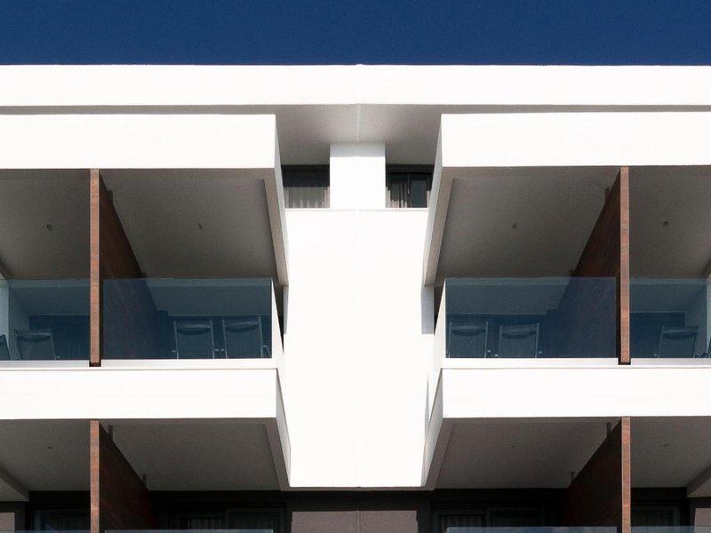 EB0034E63506A9B6EFA54A3410543740