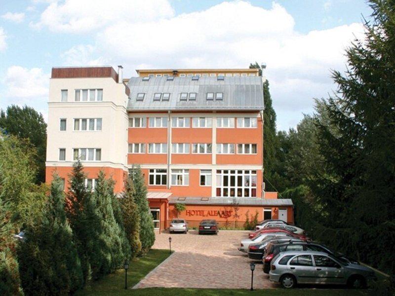 0308F76DDA2BB9293A8860BCE3D12B22