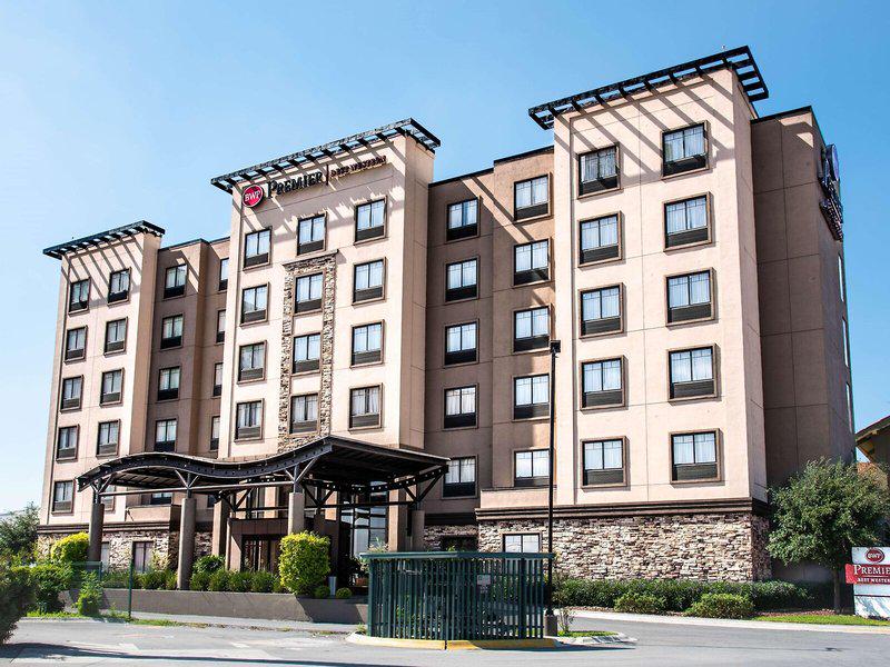 D26850C43A371C0914ACBB45492390B5