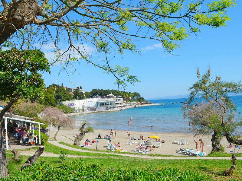 190E3E359E94511C63E95938944A296F