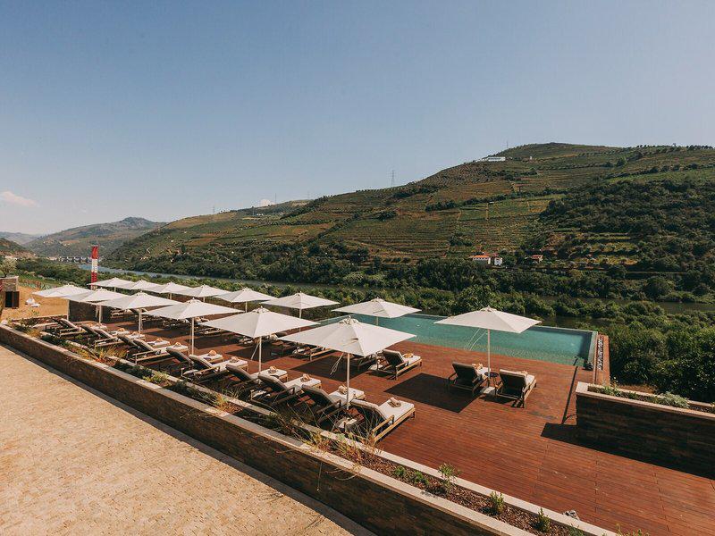 2B4F01B3D0E4185FB32A51D56B04E547