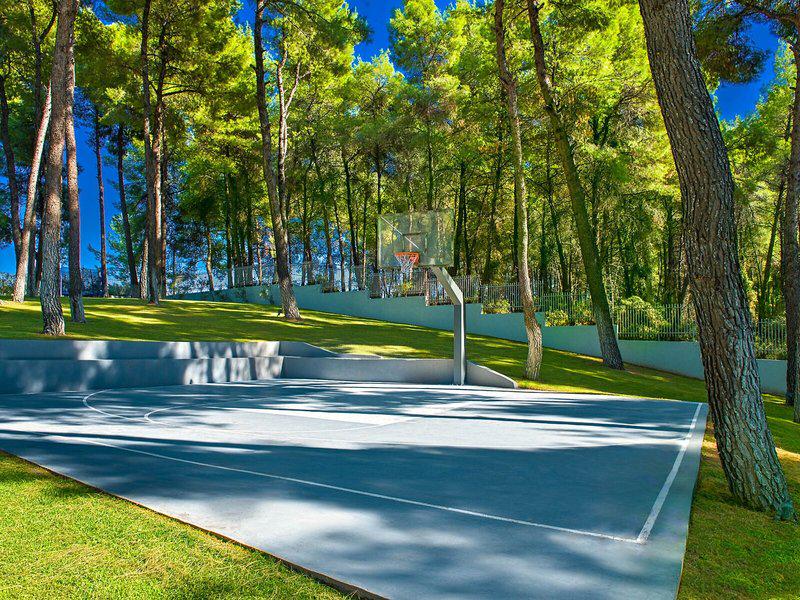 A4E0ED8B0C3742BD1F3E0FFC0CB7BBDB