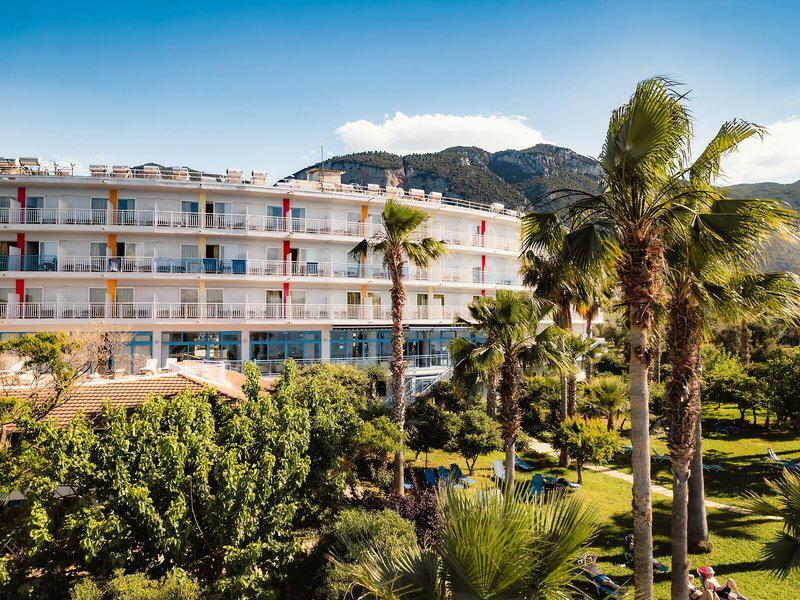 9E5743F5AEAEFBFE4DEEBAE03C7BC2A3