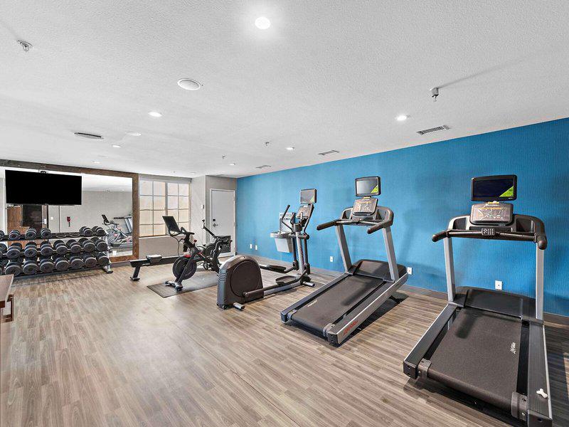 00DA0ED3A1E03424D9A88C23A32C15CC