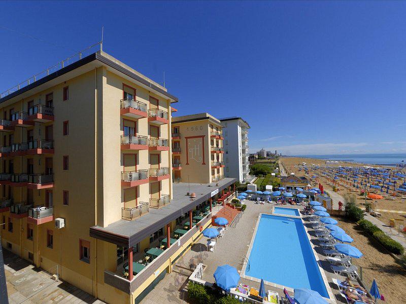 955E772FF167A71C562D16F9A6A09532