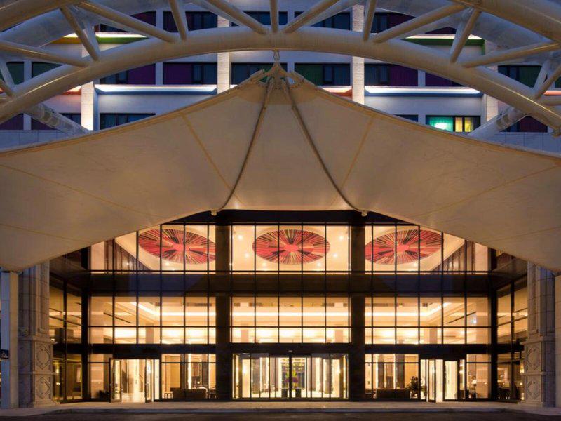 80ABB697E9966434E8A37E01615F1B7A