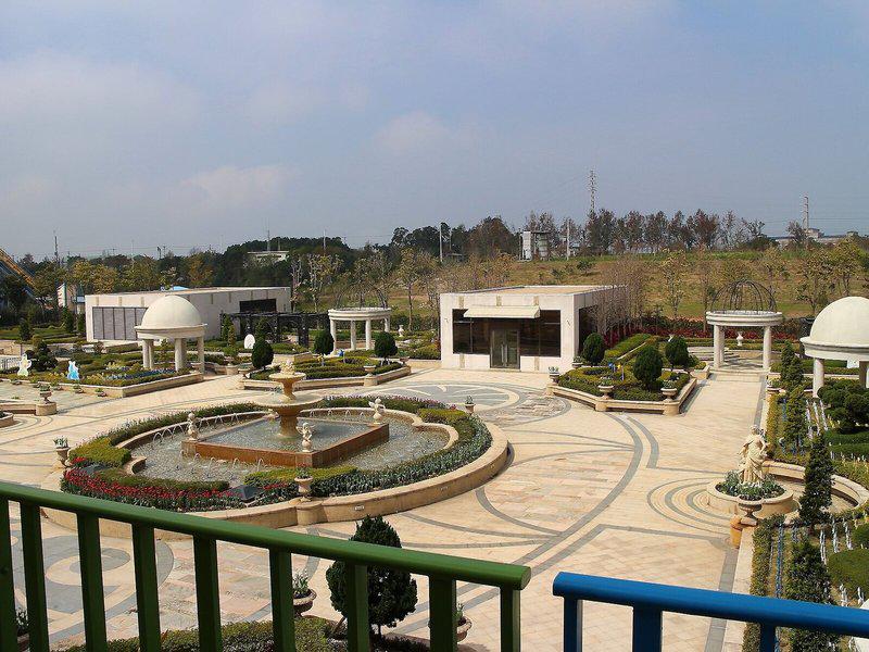 D8BB90F35E4ABDF7F49E8BFF451FC45A