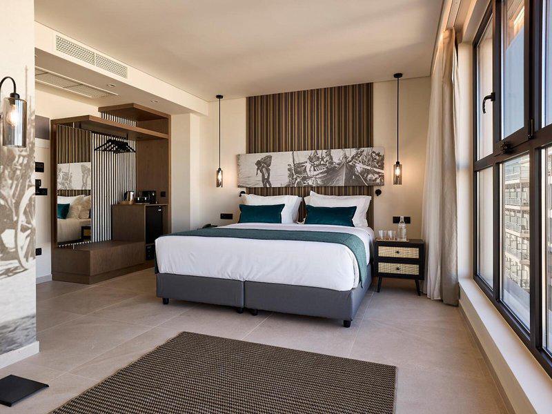 0F0E01C87A86BB2796CAB305313B80A3