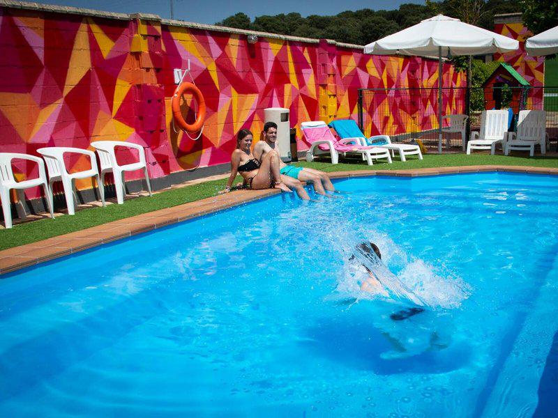 EF71BB4D75AB778E3A4A77627FB4CE9A