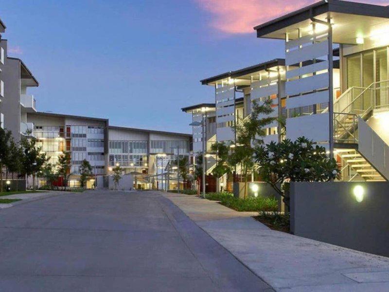 249B18900EAAFF62BA83F34758DEC1C2