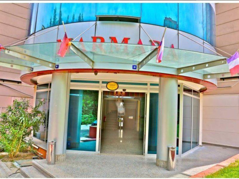 6222055FF54B8A38CF132CDF18B42BD0