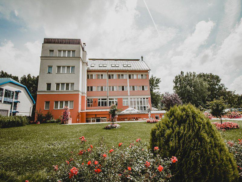 E97D8CB2F889F412D761C7B82F9C2A6A