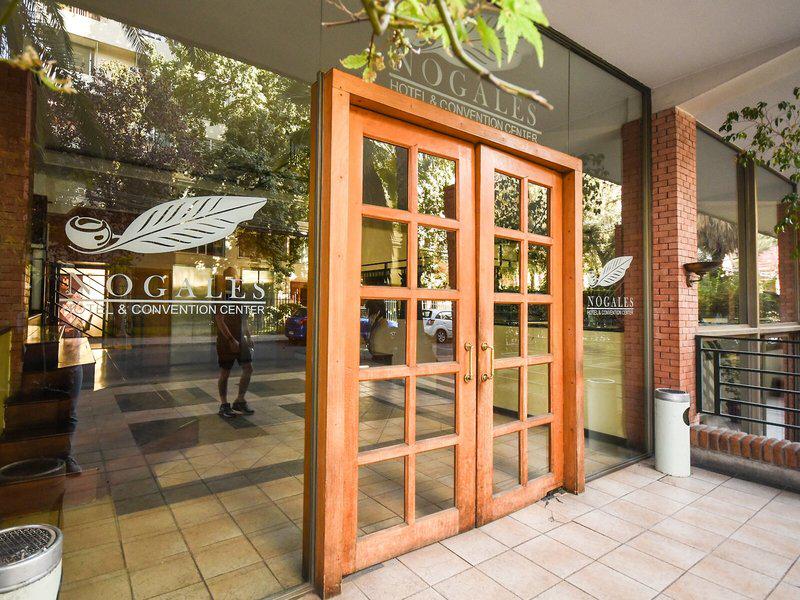 BBB27E77E65B945B5F3249D1B48B724D