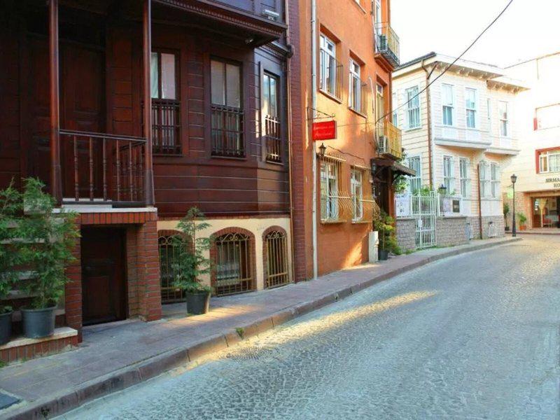 3674738787C43A93E3F294F328DA9C77