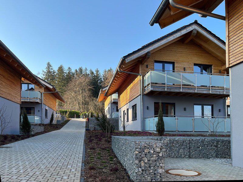 8AF7A78DC641ED59B195F05B1D2F11CE