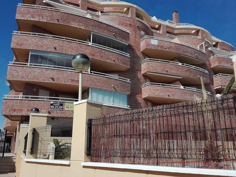 8813AD48BA18A0F001C13F0824A0832E