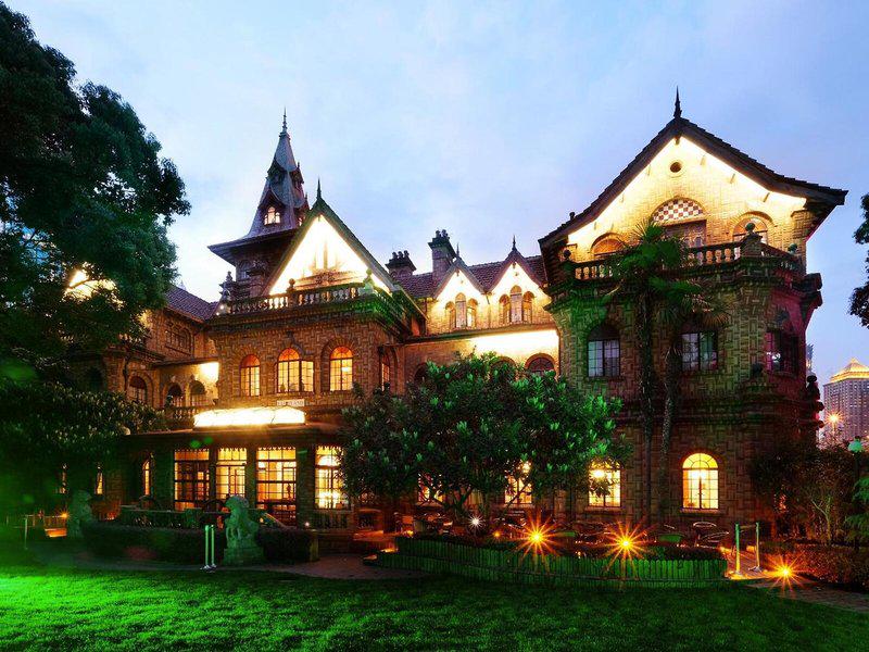 AB3B0AC14EE4413FCD5C912F660986D0