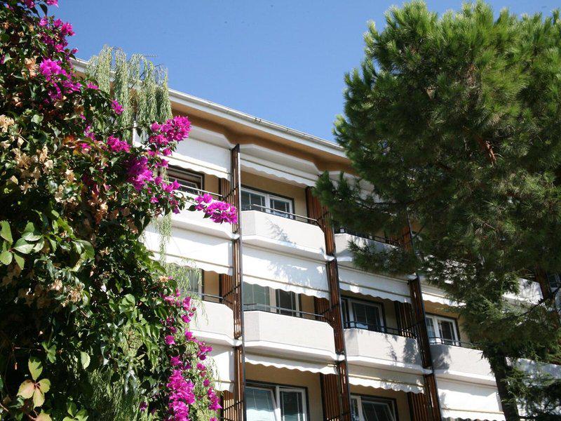 7973FD4E3D760A2C54C7A5BF1DF95A5A