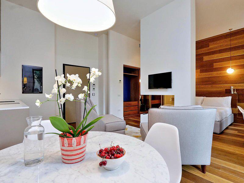 AA1C2F6B44D6F38D7339087CC3F364F8