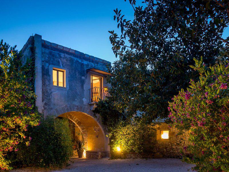 FFDB54623BA149608B9ECD4899D313E2