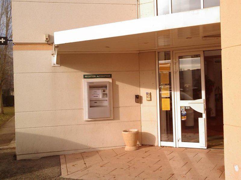 26DD1DBCD3A19FD57B089BAFA0F62C27