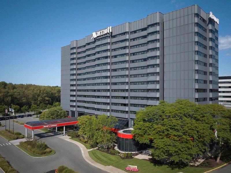 5CDC53192F892BC8258601EA1D1F485E