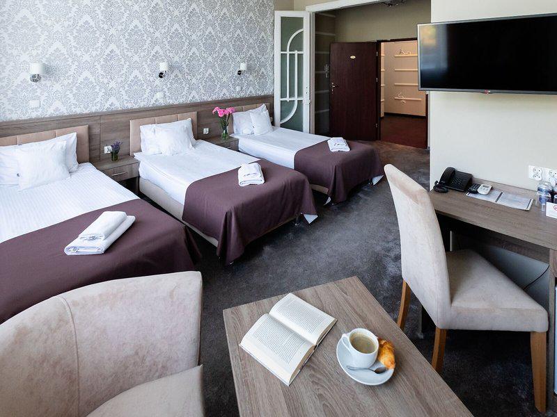 C3DBB838F7163D9E46756AAE832C4C19