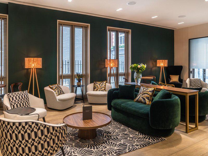 A5A38B58E9AE1692FB80BC78F80CEBE9